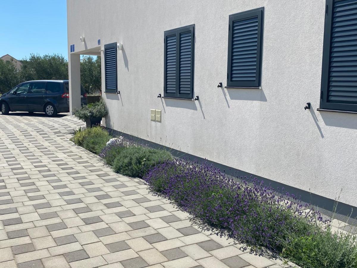 Breitling Apartments With Pool Biograd Na Moru Exterior photo