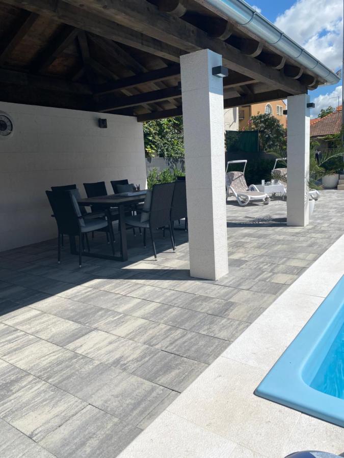Breitling Apartments With Pool Biograd Na Moru Exterior photo
