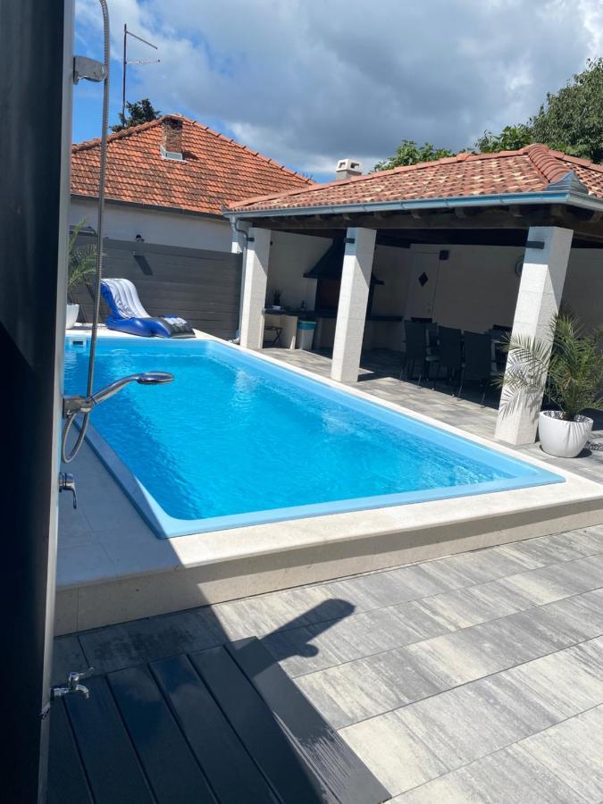 Breitling Apartments With Pool Biograd Na Moru Exterior photo