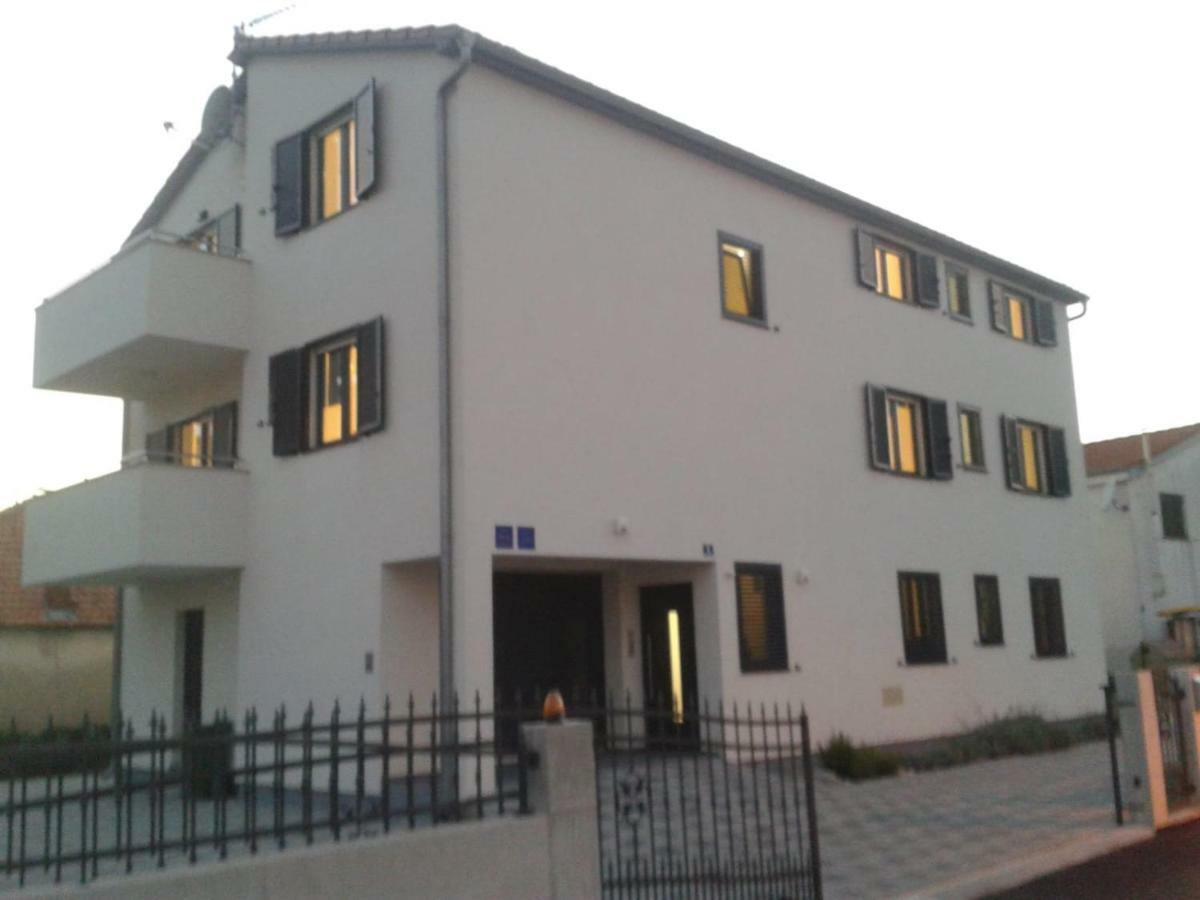 Breitling Apartments With Pool Biograd Na Moru Exterior photo